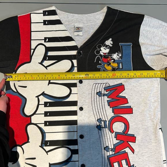 Mickey & Co Super Rare Disney Must Have Iconic Button Down - Picture 6 of 16